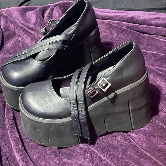 Demonia Shoes - Demonias Mary Jane platforms
